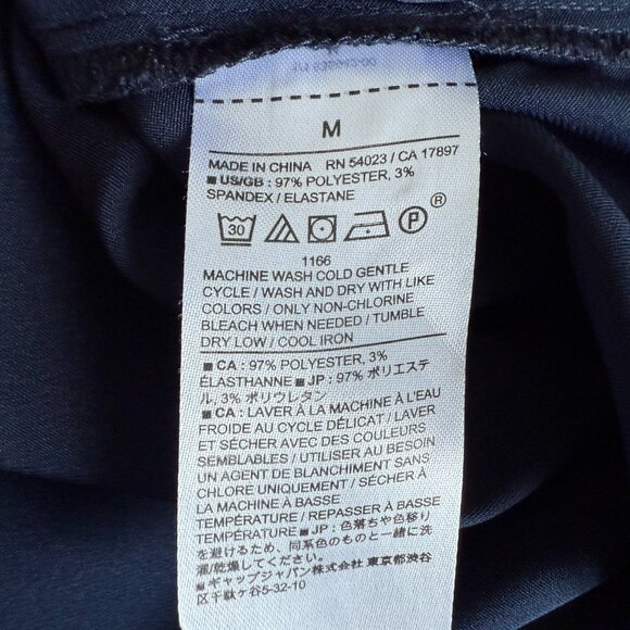 Banana Republic Navy Sleeveless Button Up Top Size M - Picture 5 of 5